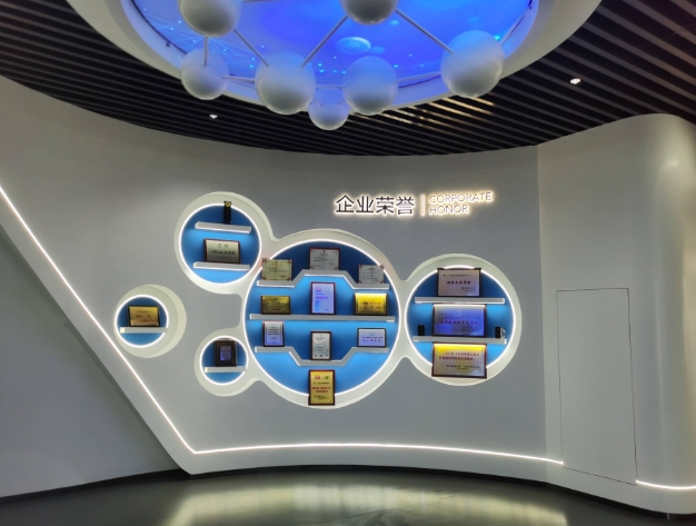 如何設(shè)計(jì)一個(gè)獨(dú)具特色的文化展廳？></a>
					</div>
					<div   id=